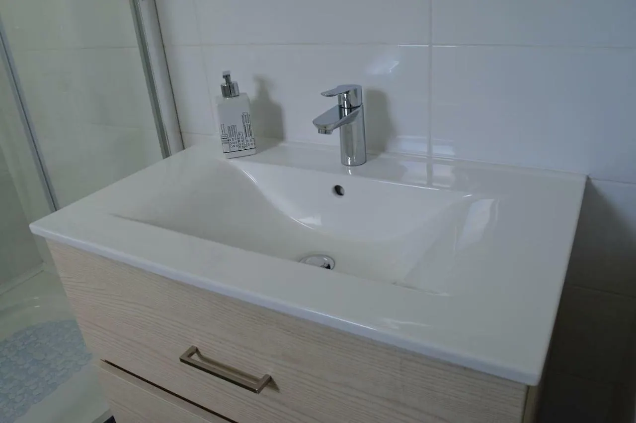Amarena Holiday Home In Skrljevo Bakar